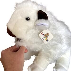 NWT Vintage Unipack Nuna Bison White Realistic Plush 14"